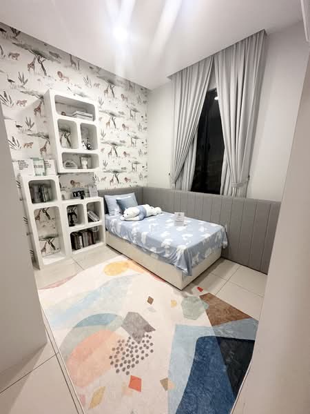 Service Residence for Sale at Paragon Gateway - Edwin Lim - Bedroom - PropertyGuru.com.my