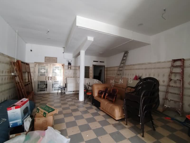 2-storey Terraced House for Sale in Fettes Park (Tanjung Tokong) - Steven Hng - Living Room - PropertyGuru.com.my