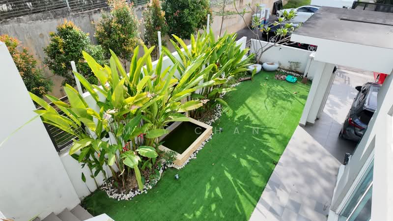 Rumah Teres untuk Dijual di Bandar Rinching (Semenyih) - May Chan - Garden - PropertyGuru.com.my