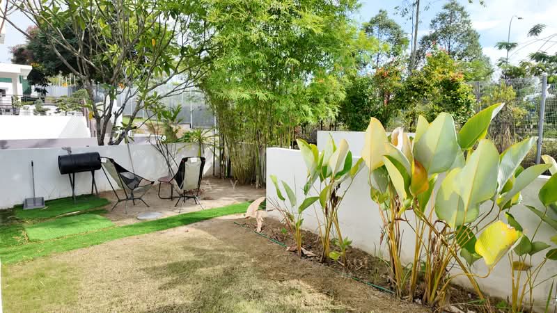 Rumah Teres untuk Dijual di Bandar Rinching (Semenyih) - May Chan - Garden - PropertyGuru.com.my
