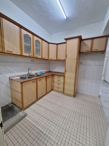 Apartment for Sale at Seri Kasturi - SK Kee - Kitchen - PropertyGuru.com.my