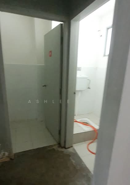 Shop / Office for Sale in Cyberjaya (Selangor) - Ashlee LSS - Bathroom - PropertyGuru.com.my