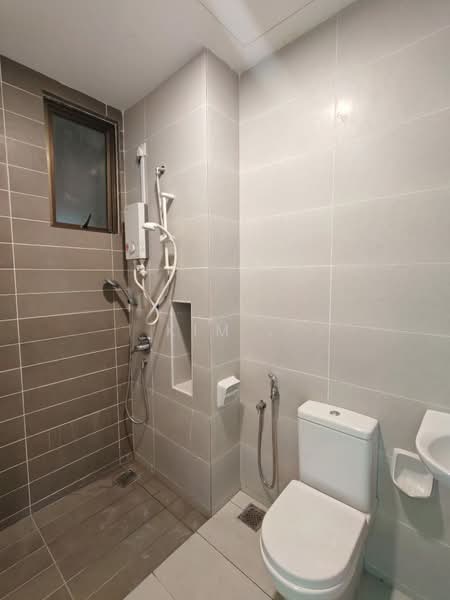 Kondominium untuk Disewa di PARC Regency (Residensi Masai) - Kim . - Bathroom - PropertyGuru.com.my