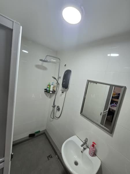 Kondominium untuk Dijual di Shineville Park - Alvin Sim - Bathroom - PropertyGuru.com.my