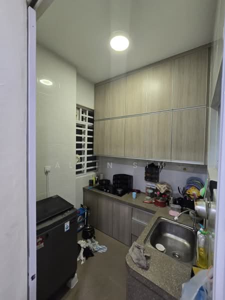 Kondominium untuk Dijual di Shineville Park - Alvin Sim - Kitchen - PropertyGuru.com.my