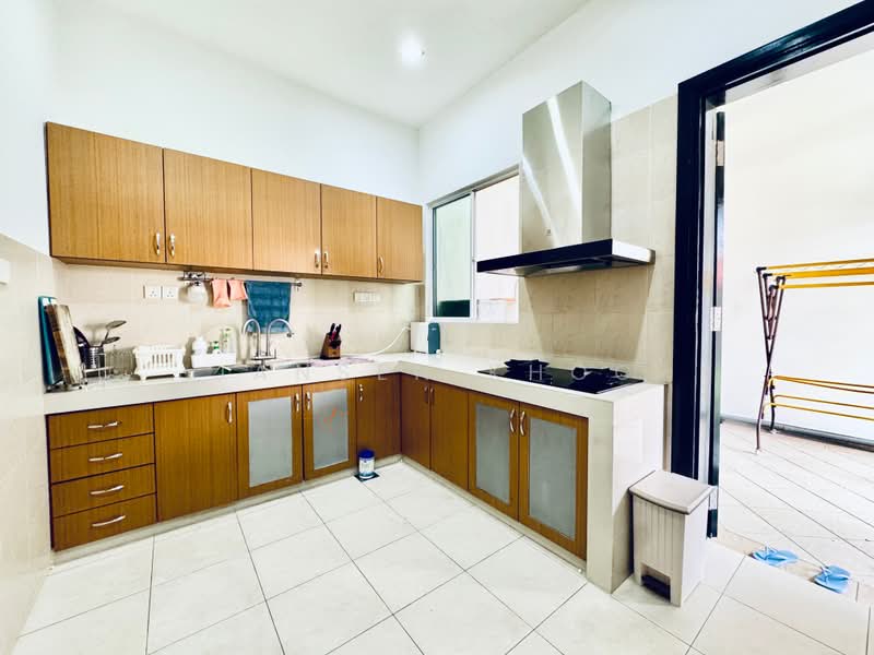 Semi-Detached House for Rent in Setia Eco Park (Setia Alam) - Jansen Khoo - Kitchen - PropertyGuru.com.my