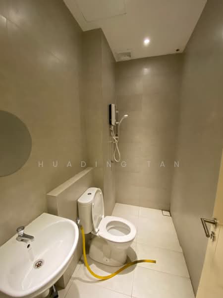 Kondominium untuk Dijual di 100 Residency - Hua Ding Tan - PropertyGuru.com.my