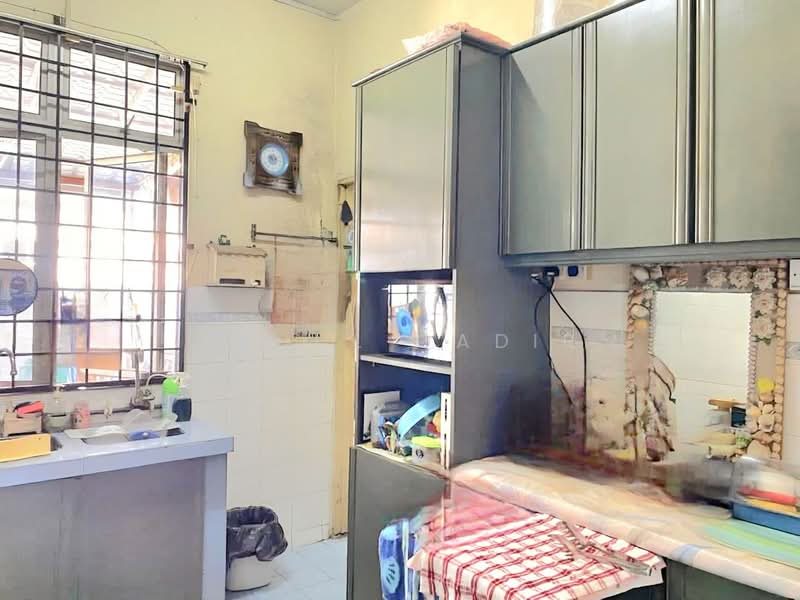 Semi-Detached House for Sale in Bandar Baru Salak Tinggi (Sepang) - Abdul Qadir - PropertyGuru.com.my