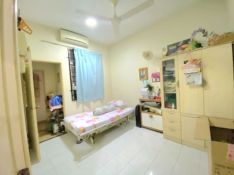 Semi-Detached House for Sale in Bandar Baru Salak Tinggi (Sepang) - Abdul Qadir - PropertyGuru.com.my