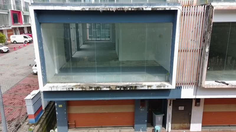 Kedai / Pejabat untuk Dijual di Taman Bukit Tropika (Yong Peng) - Celine Chai - Exterior - PropertyGuru.com.my