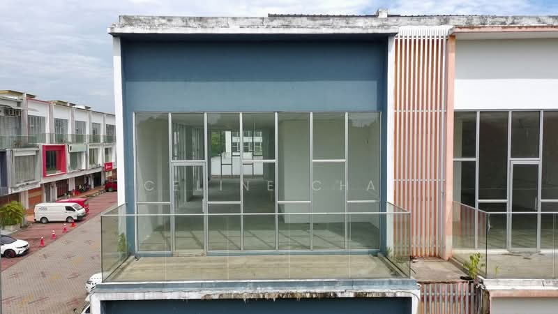 Kedai / Pejabat untuk Dijual di Taman Bukit Tropika (Yong Peng) - Celine Chai - Exterior - PropertyGuru.com.my