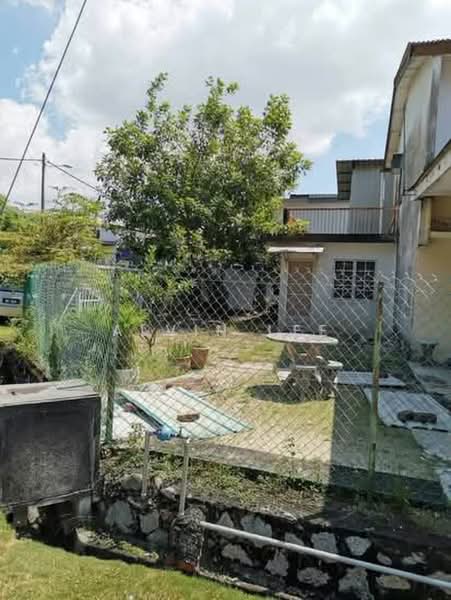 1.5-storey Terraced House for Sale in Taman Berlian (Kajang) - Alvin Lee - Exterior - PropertyGuru.com.my