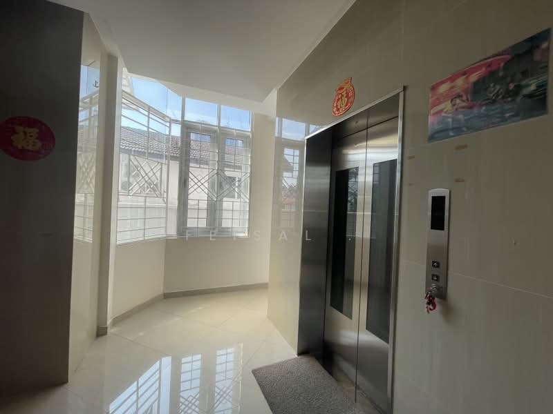 Rumah Banglo untuk Dijual di Damansara Heights (Kuala Lumpur) - Feisal . - Entrance - PropertyGuru.com.my