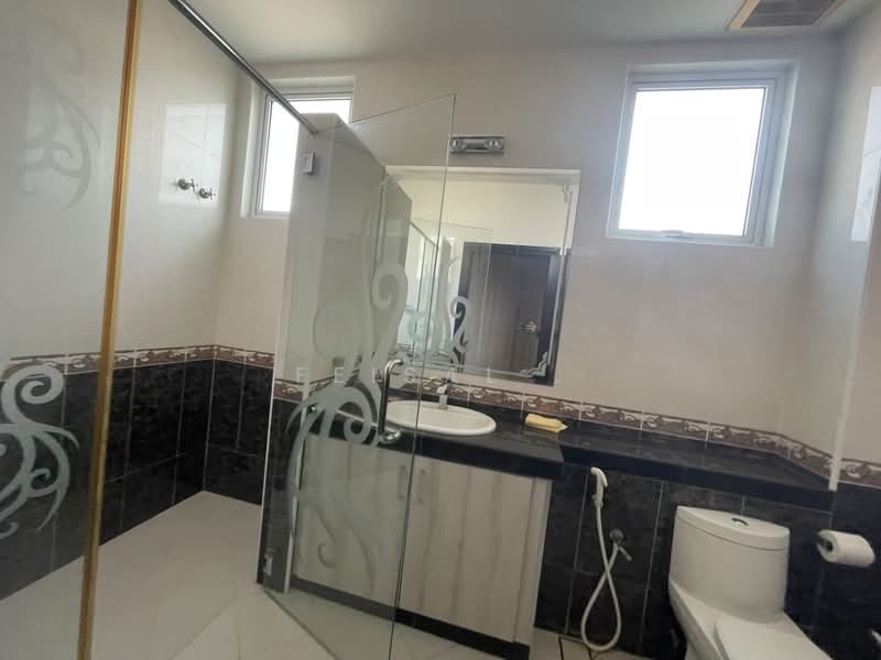 Rumah Banglo untuk Dijual di Damansara Heights (Kuala Lumpur) - Feisal . - Bathroom - PropertyGuru.com.my