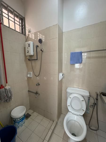 Rumah Berkembar untuk Dijual di Ulu Tiram (Johor) - Vinna Loh - Bathroom - PropertyGuru.com.my