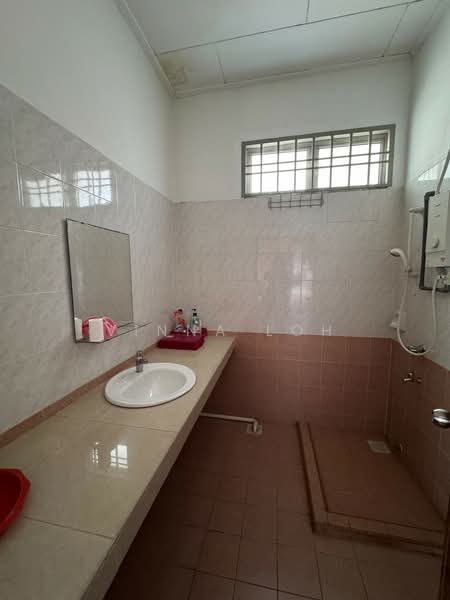 Rumah Berkembar untuk Dijual di Ulu Tiram (Johor) - Vinna Loh - Bathroom - PropertyGuru.com.my