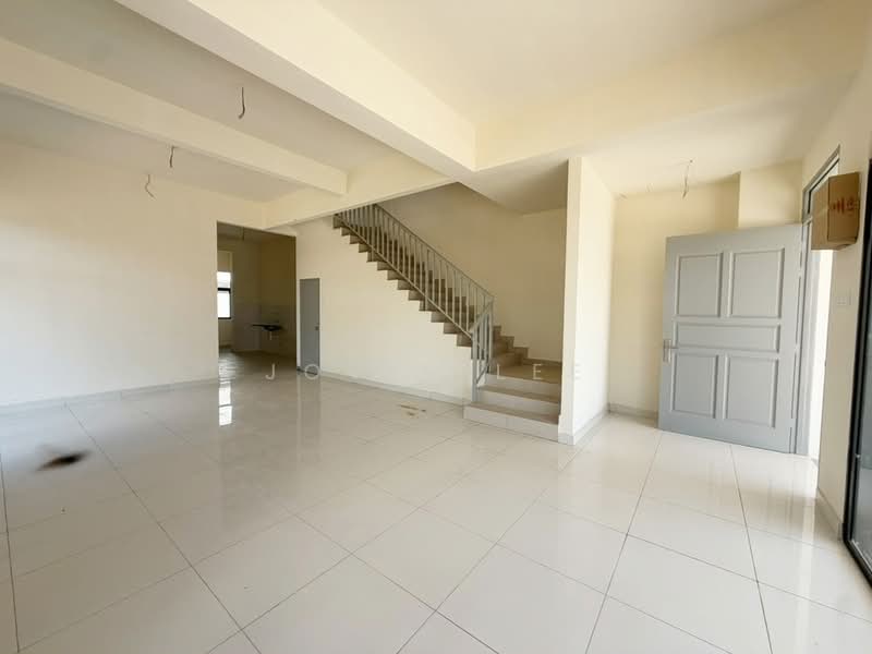 2-storey Terraced House for Sale in Parit Buntar (Perak) - Jovin Lee - Interior - PropertyGuru.com.my