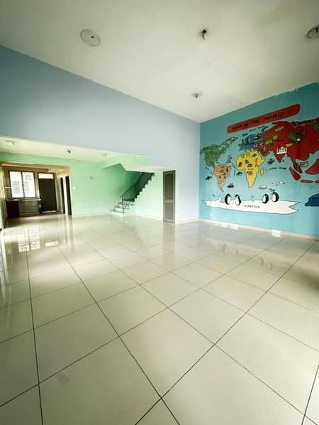 4-storey Terraced House for Sale in Shah Alam (Selangor) - Aida Ali - Living Room - PropertyGuru.com.my