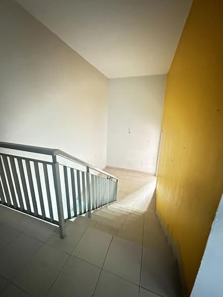 4-storey Terraced House for Sale in Shah Alam (Selangor) - Aida Ali - Corridor - PropertyGuru.com.my