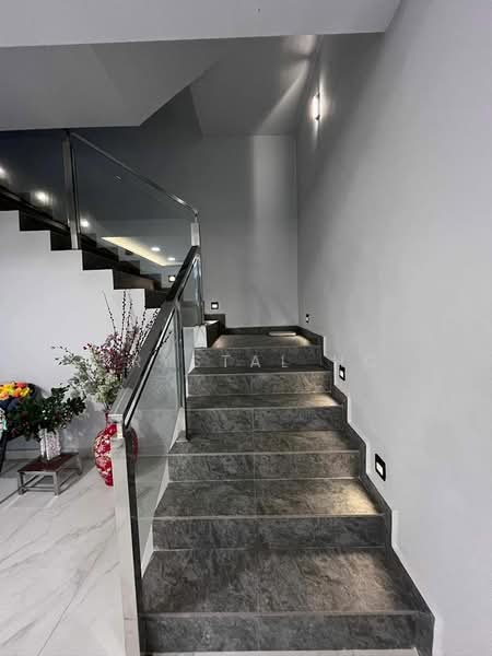 Semi-Detached House for Sale in Taman Pelangi (Johor Bahru) - Krystal Ho - Interior - PropertyGuru.com.my