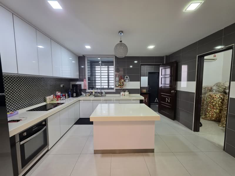 Rumah Teres 3 Tingkat untuk Dijual di Shah Alam (Selangor) - Joseph Chan - Kitchen - PropertyGuru.com.my