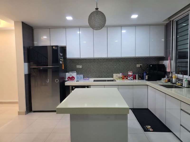 Rumah Teres 3 Tingkat untuk Dijual di Shah Alam (Selangor) - Joseph Chan - Kitchen - PropertyGuru.com.my