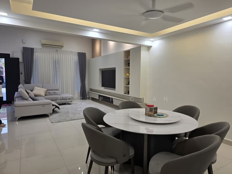 Rumah Teres 3 Tingkat untuk Dijual di Shah Alam (Selangor) - Joseph Chan - Living Room - PropertyGuru.com.my