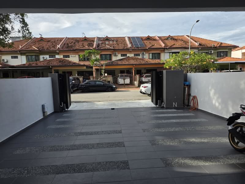 Rumah Teres 3 Tingkat untuk Dijual di Shah Alam (Selangor) - Joseph Chan - Exterior - PropertyGuru.com.my