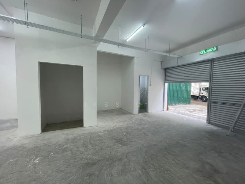 Shop / Office for Rent in Austin Perdana (Tebrau) - Jess Ow - Interior - PropertyGuru.com.my