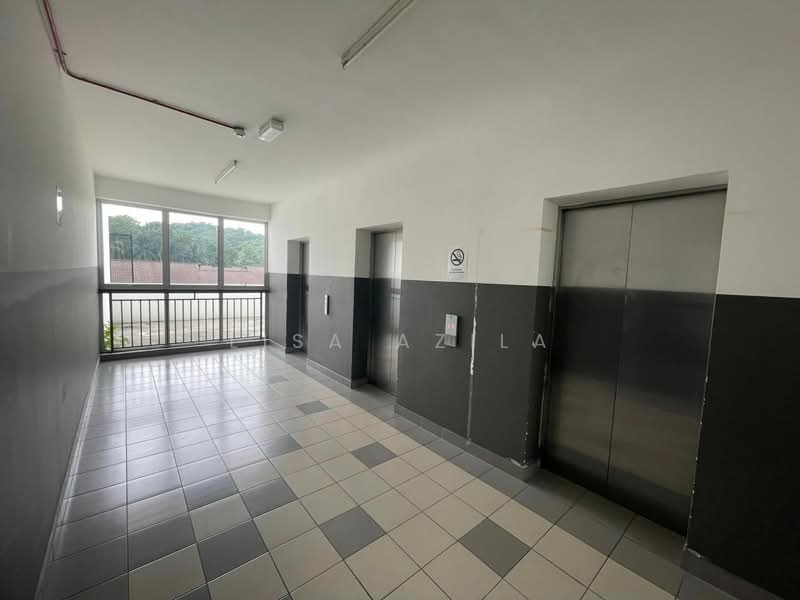 Apartment for Sale at Suria Mewah Residensi - Lisa Azila - Corridor - PropertyGuru.com.my
