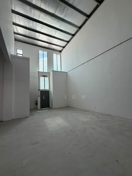 Terrace Factory for Rent in Banting (Selangor) - LT Low - Interior - PropertyGuru.com.my