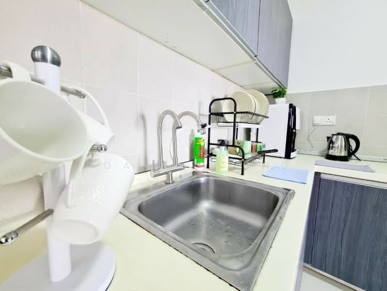 Servis Apartment untuk Disewa di Koi Kinrara - Joanne Diong - Kitchen - PropertyGuru.com.my