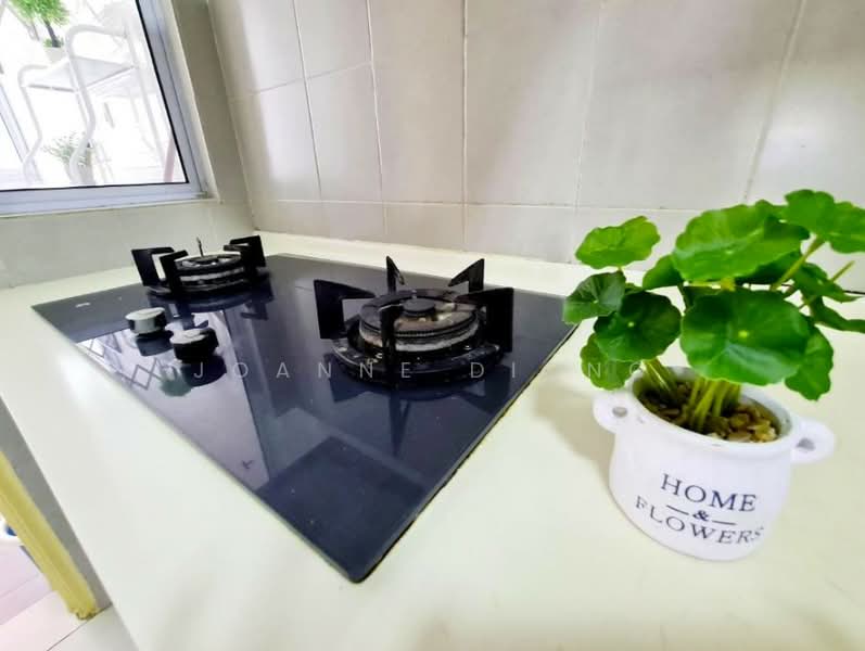 Servis Apartment untuk Disewa di Koi Kinrara - Joanne Diong - Kitchen - PropertyGuru.com.my