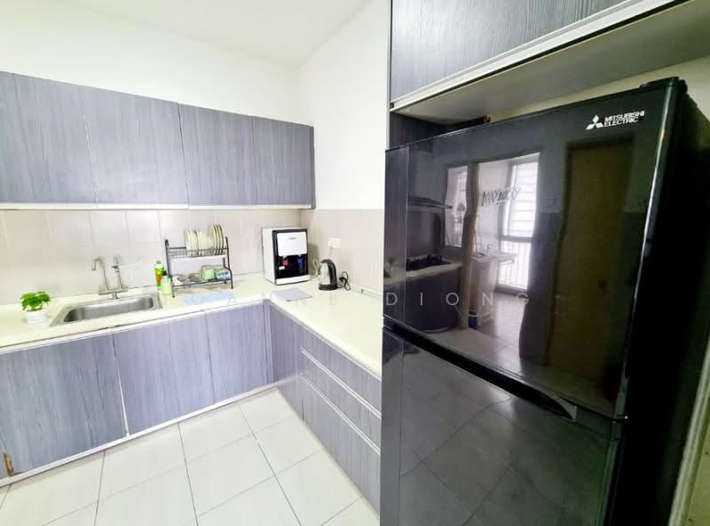 Servis Apartment untuk Disewa di Koi Kinrara - Joanne Diong - Kitchen - PropertyGuru.com.my