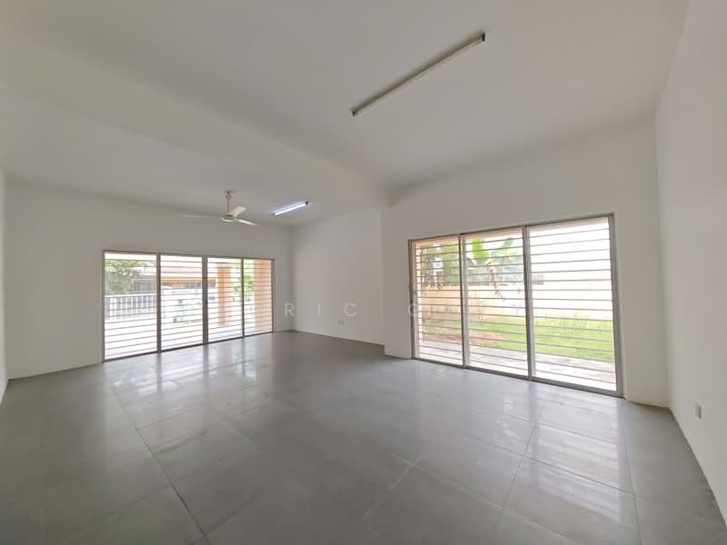 Semi-Detached House for Sale in Taman Puncak Jalil (Seri Kembangan) - Cedric Goey - PropertyGuru.com.my