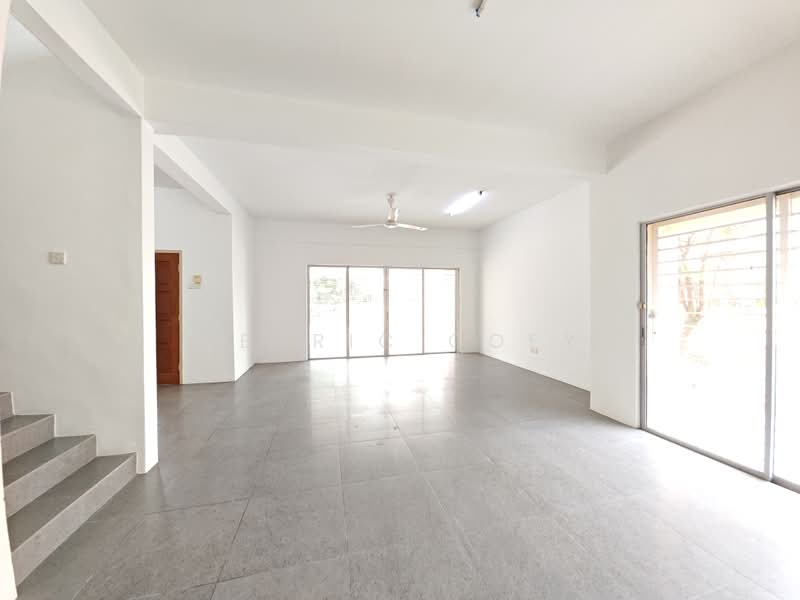 Semi-Detached House for Sale in Taman Puncak Jalil (Seri Kembangan) - Cedric Goey - PropertyGuru.com.my
