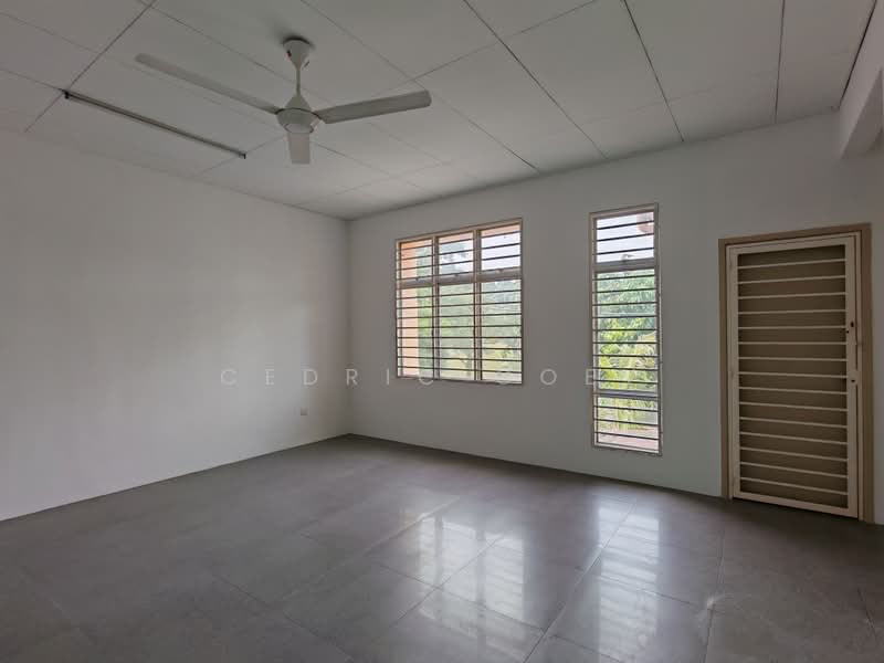 Semi-Detached House for Sale in Taman Puncak Jalil (Seri Kembangan) - Cedric Goey - PropertyGuru.com.my