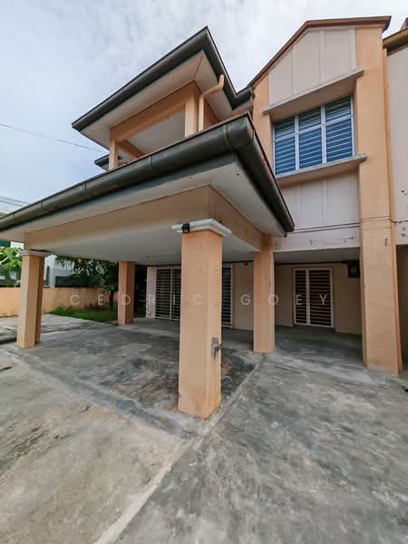 Semi-Detached House for Sale in Taman Puncak Jalil (Seri Kembangan) - Cedric Goey - PropertyGuru.com.my