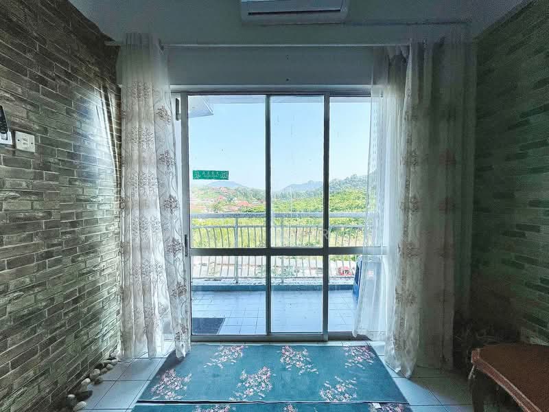 Kondominium untuk Dijual di Estana Court - M.J Zairin - Balcony - PropertyGuru.com.my