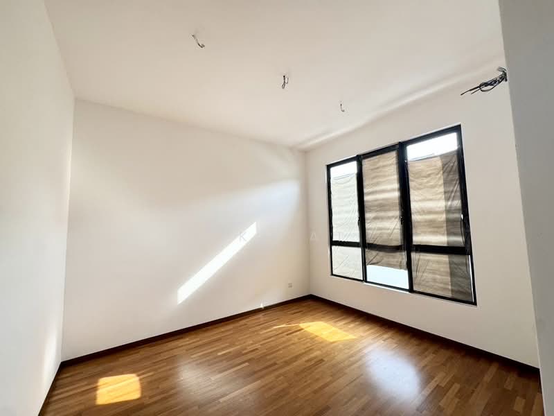 Cluster House for Sale in Austin Crest (Johor Bahru) - Yik Tat - PropertyGuru.com.my