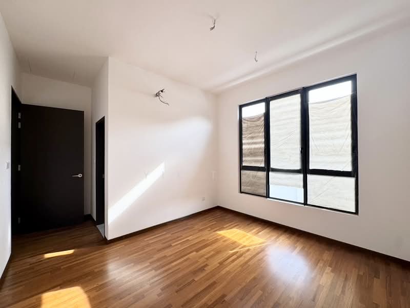 Cluster House for Sale in Austin Crest (Johor Bahru) - Yik Tat - PropertyGuru.com.my