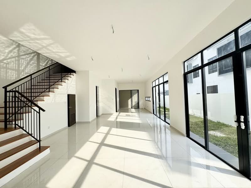 Cluster House for Sale in Austin Crest (Johor Bahru) - Yik Tat - PropertyGuru.com.my