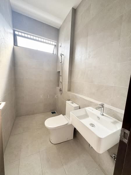 Cluster House for Sale in Austin Crest (Johor Bahru) - Yik Tat - PropertyGuru.com.my