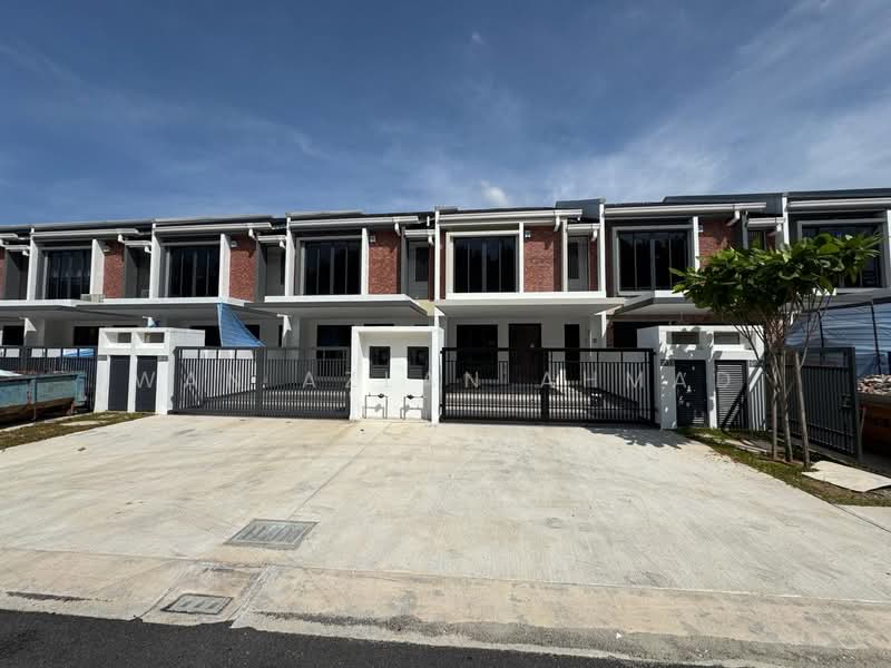 2-storey Terraced House for Sale in Shah Alam (Selangor) - Wan Azlan Ahmad - PropertyGuru.com.my