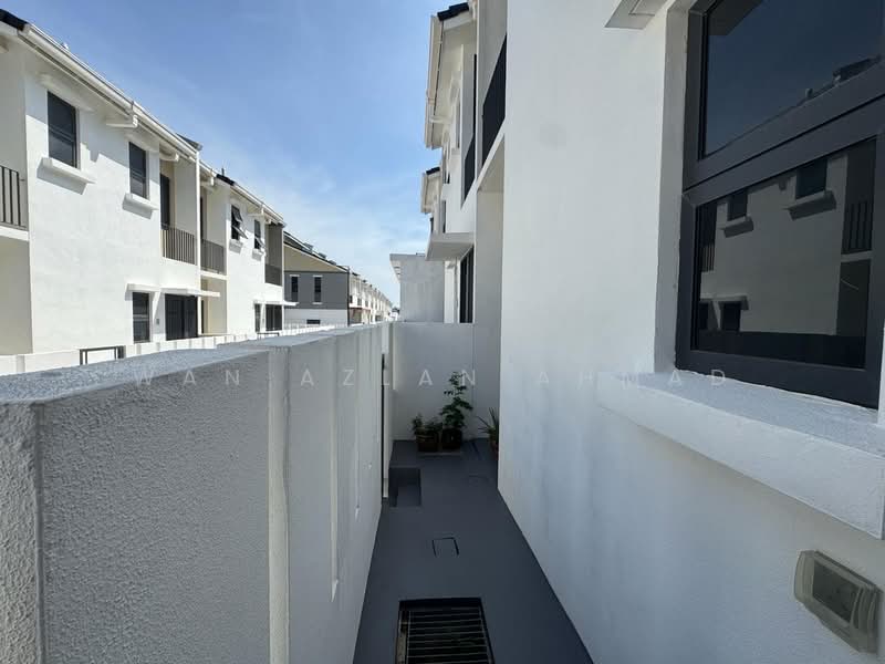2-storey Terraced House for Sale in Shah Alam (Selangor) - Wan Azlan Ahmad - PropertyGuru.com.my