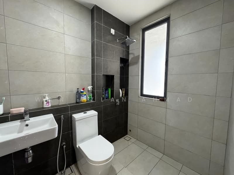 2-storey Terraced House for Sale in Shah Alam (Selangor) - Wan Azlan Ahmad - PropertyGuru.com.my