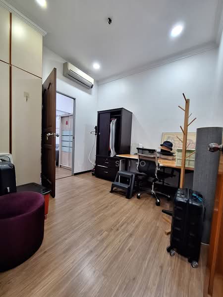 Rumah Teres 2 Tingkat untuk Dijual di Taman Sea (Petaling Jaya) - Lily Siow - Bedroom - PropertyGuru.com.my