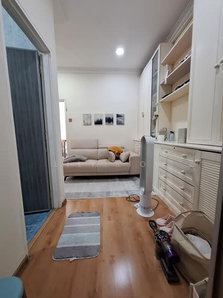 Rumah Teres 2 Tingkat untuk Dijual di Taman Sea (Petaling Jaya) - Lily Siow - Bedroom - PropertyGuru.com.my