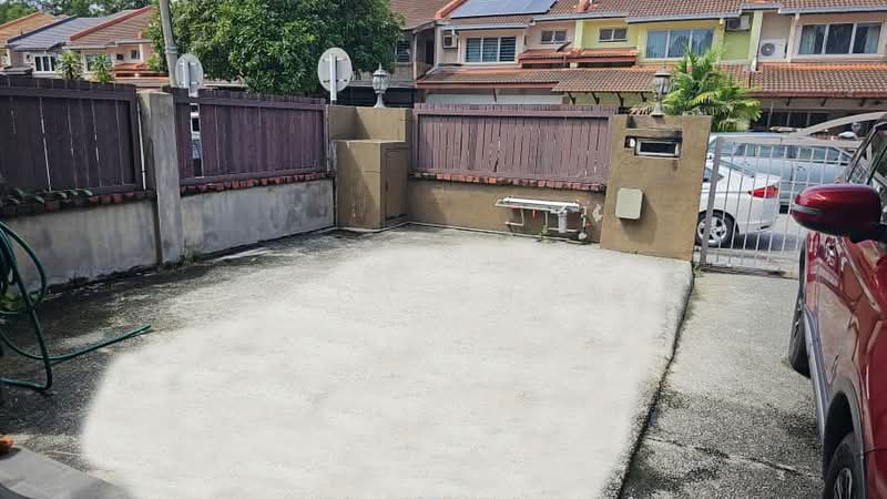 2-storey Terraced House for Sale in Kota Damansara (Selangor) - Peggy Chong - Exterior - PropertyGuru.com.my