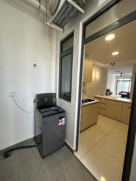 Condominium for Rent at Vivo Residential Suites - Perry Chai - Kitchen - PropertyGuru.com.my